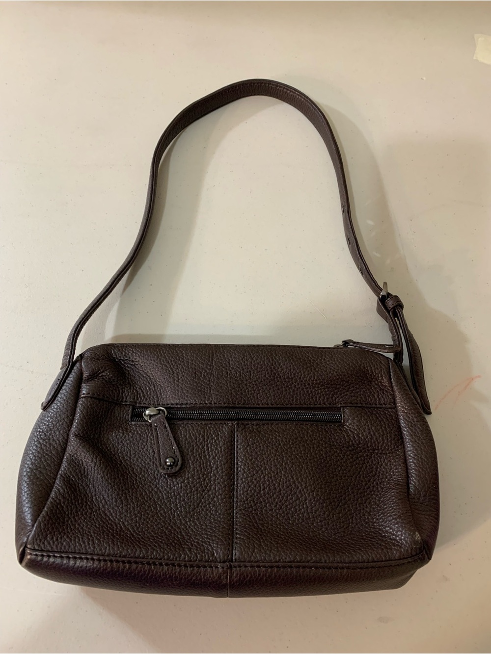 Stone Mountain Accessories Dark Brown Pebbled Leather Shoulder Bag b3/39